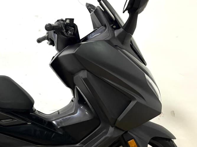 Comprar HONDA FORZA 125 2023 de segunda mano HONDA FORZA 125 2023 de segunda mano