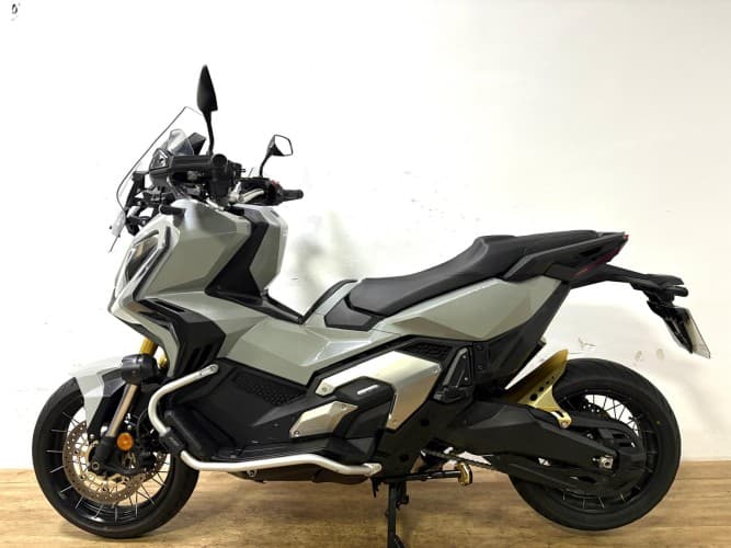 HONDA X-ADV 750 (A2) 2021 de segunda mano