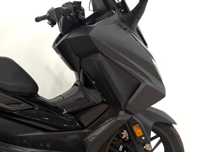 Comprar HONDA FORZA 125 2023 de segunda mano HONDA FORZA 125 2023 de segunda mano