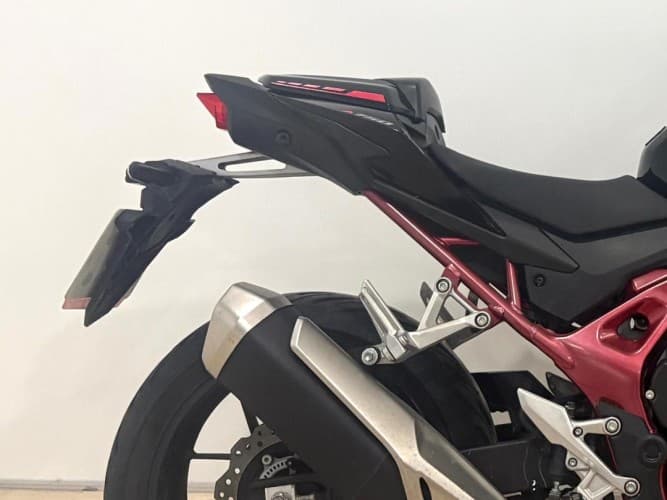 HONDA CB 750 HORNET (A2) 2023 de segunda mano