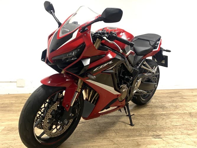 Comprar HONDA CBR 650 R 2021 de segunda mano HONDA CBR 650 R 2021 de segunda mano