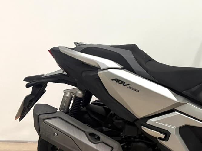 HONDA ADV 350 2023 de segunda mano