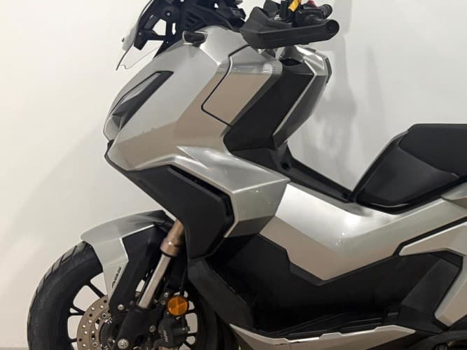 HONDA ADV 350 2023 de segunda mano