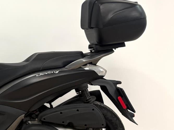 Comprar PIAGGIO BEVERLY 300 2016 de segunda mano PIAGGIO BEVERLY 300 2016 de segunda mano