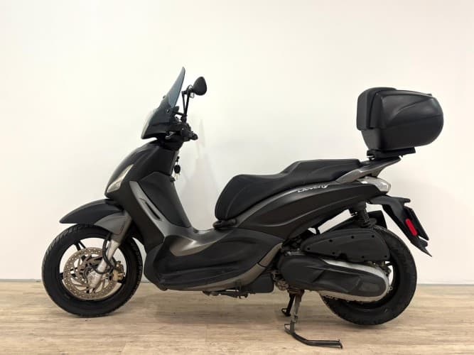 Comprar PIAGGIO BEVERLY 300 2016 de segunda mano PIAGGIO BEVERLY 300 2016 de segunda mano