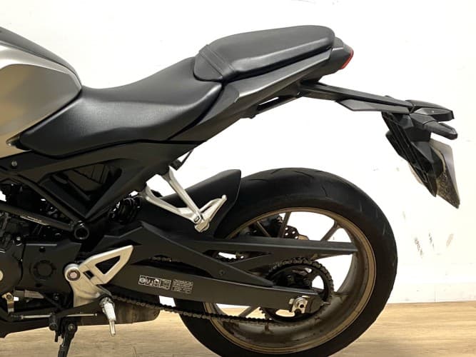 HONDA CB 125 R 2023 de segunda mano