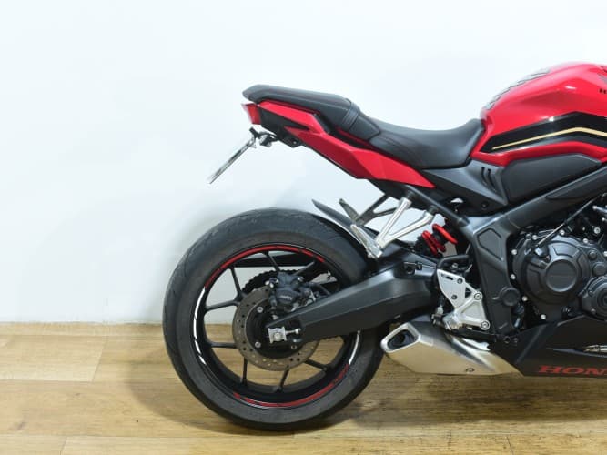 Comprar HONDA CBR 650 R (A)(QUICKSHIFTER)(HONDA PLUS 11/28) 2023 de segunda mano HONDA CBR 650 R (A)(QUICKSHIFTER)(HONDA PLUS 11/28) 2023 de segunda mano