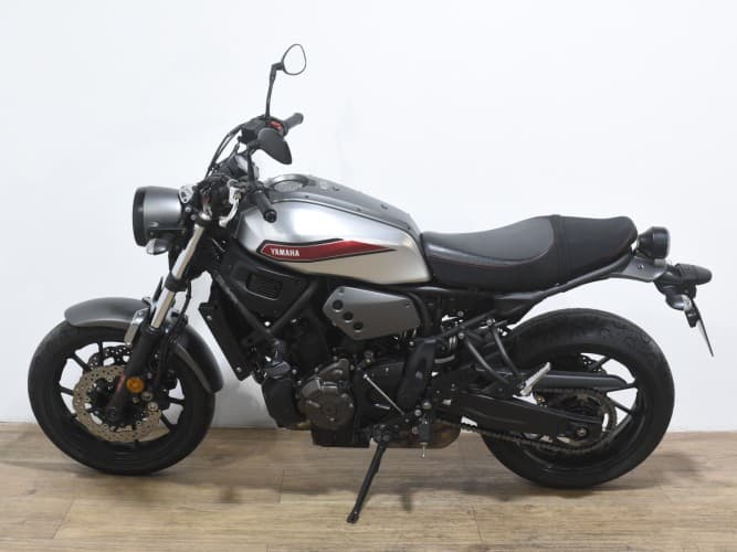 YAMAHA XSR 700 (A2) 2019 de segunda mano
