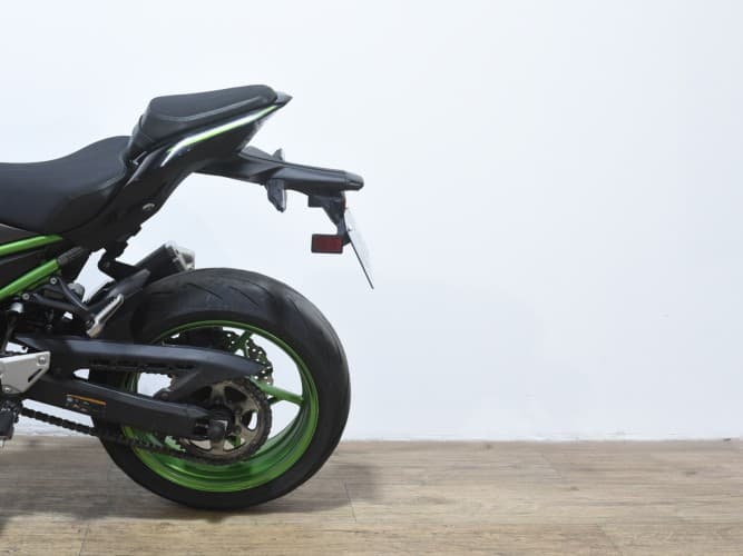 Comprar KAWASAKI Z 900 PERFORMANCE (A2) 2023 de segunda mano KAWASAKI Z 900 PERFORMANCE (A2) 2023 de segunda mano