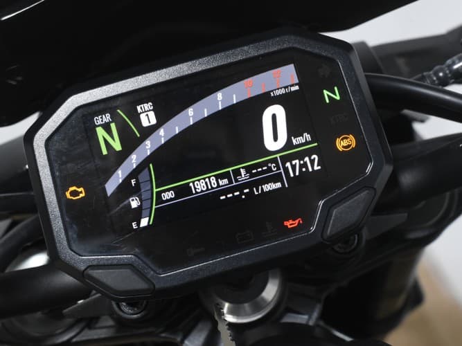 Comprar KAWASAKI Z 900 PERFORMANCE (A2) 2023 de segunda mano KAWASAKI Z 900 PERFORMANCE (A2) 2023 de segunda mano