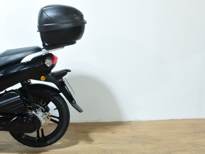 PEUGEOT TWEET 125 (IVA DEDUCIBLE) 2023 de segunda mano