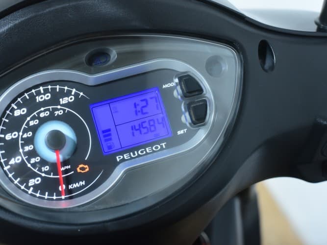 PEUGEOT TWEET 125 (IVA DEDUCIBLE) 2023 de segunda mano