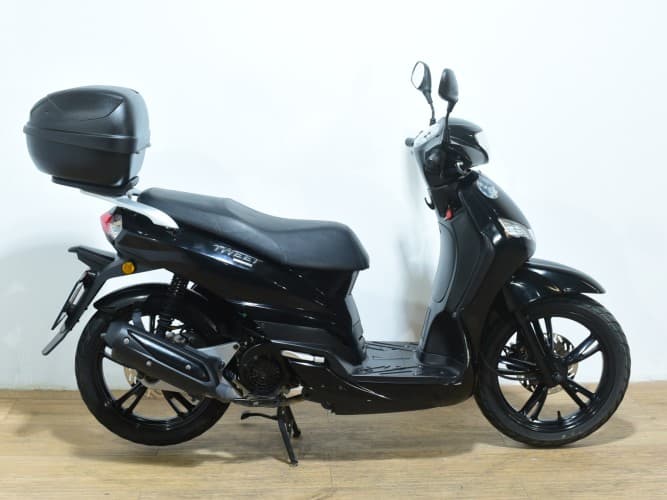 PEUGEOT TWEET 125 (IVA DEDUCIBLE) 2023 de segunda mano