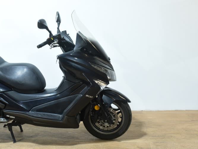 Comprar KYMCO GRAND DINK 300 2017 de segunda mano KYMCO GRAND DINK 300 2017 de segunda mano