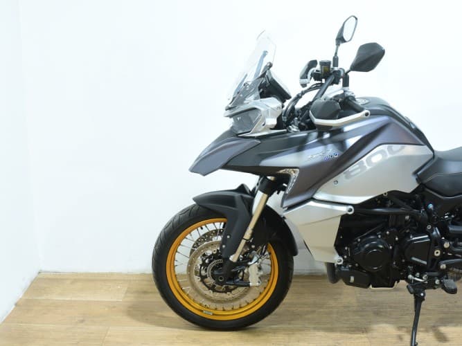 QJMOTOR SRT 800 X (A2) 2023 de segunda mano