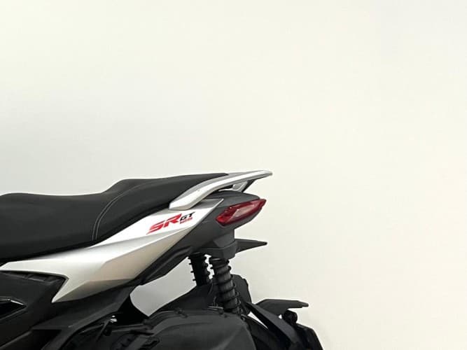 APRILIA SR GT 125 2023 de segunda mano