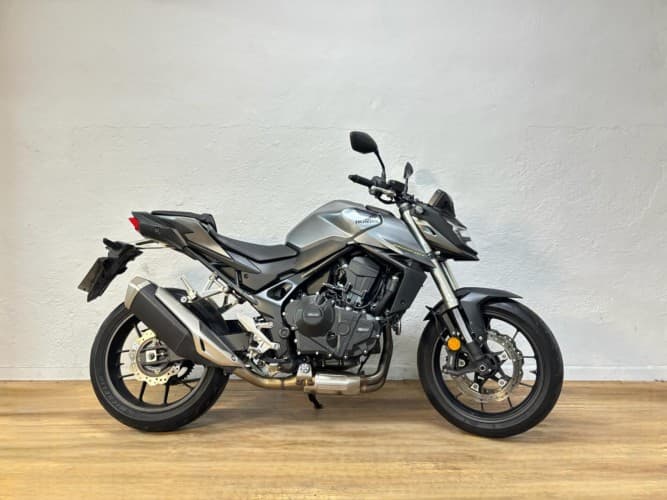 Comprar HONDA CB 750 HORNET (A) 2023 de segunda mano HONDA CB 750 HORNET (A) 2023 de segunda mano
