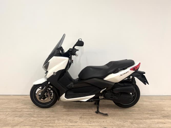 Comprar YAMAHA XMAX 125 2014 de segunda mano YAMAHA XMAX 125 2014 de segunda mano