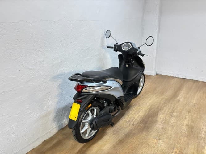 Comprar PIAGGIO LIBERTY 50 2024 de segunda mano PIAGGIO LIBERTY 50 2024 de segunda mano