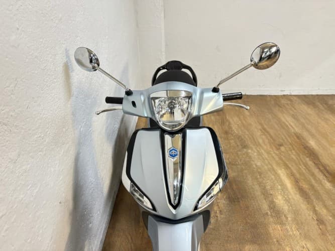 Comprar PIAGGIO LIBERTY 50 2024 de segunda mano PIAGGIO LIBERTY 50 2024 de segunda mano