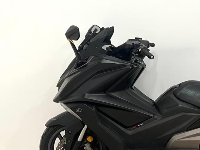 Comprar KYMCO AK 550 (A) 2018 de segunda mano KYMCO AK 550 (A) 2018 de segunda mano