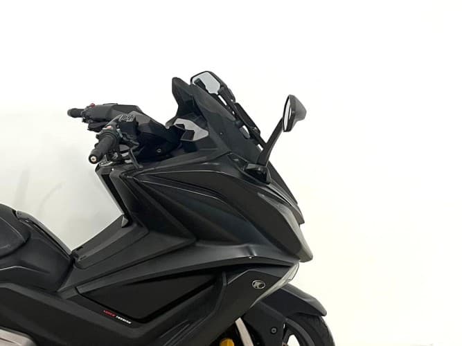 Comprar KYMCO AK 550 (A) 2018 de segunda mano KYMCO AK 550 (A) 2018 de segunda mano