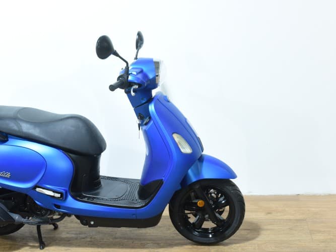 SYM FIDDLE 125 (TOP CASE) (IVA DEDUCIBLE) 2022 de segunda mano