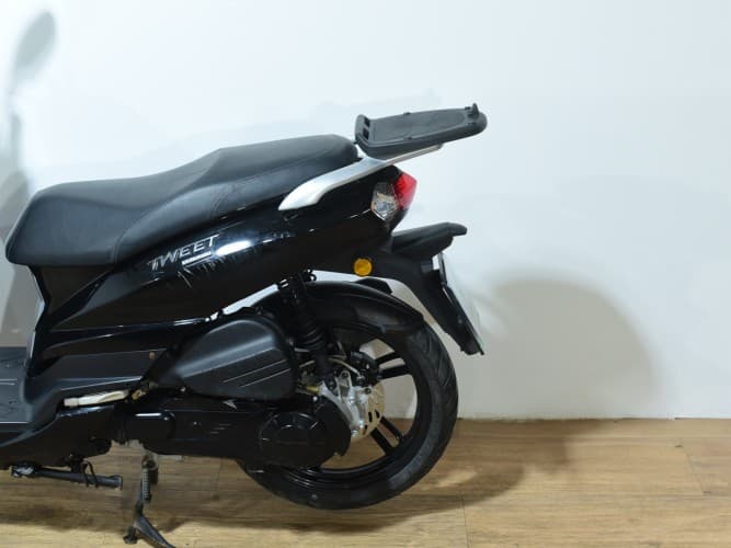 Comprar PEUGEOT TWEET 125 (IVA DEDUCIBLE) 2023 de segunda mano PEUGEOT TWEET 125 (IVA DEDUCIBLE) 2023 de segunda mano