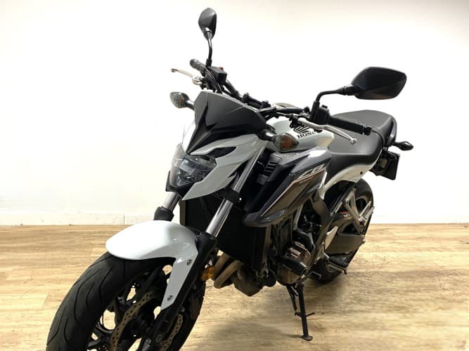 Comprar HONDA CB 650 F (A) 2019 de segunda mano HONDA CB 650 F (A) 2019 de segunda mano