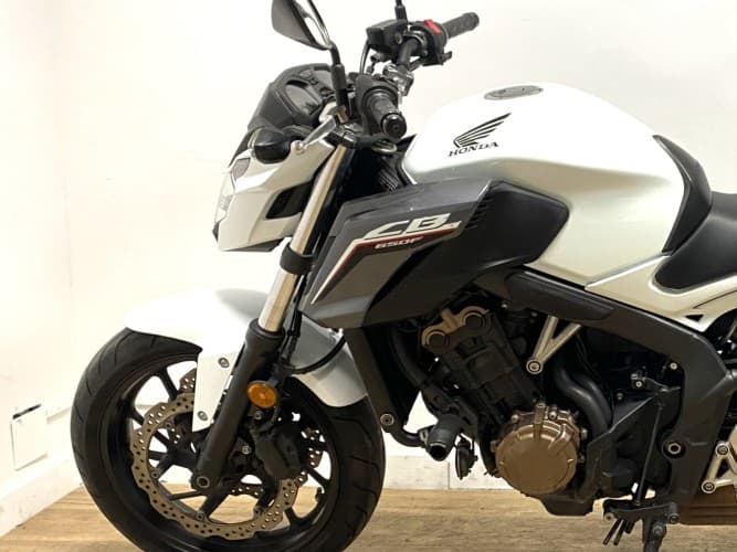 Comprar HONDA CB 650 F (A) 2019 de segunda mano HONDA CB 650 F (A) 2019 de segunda mano