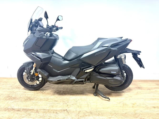 Comprar HONDA ADV 350 2024 de segunda mano HONDA ADV 350 2024 de segunda mano