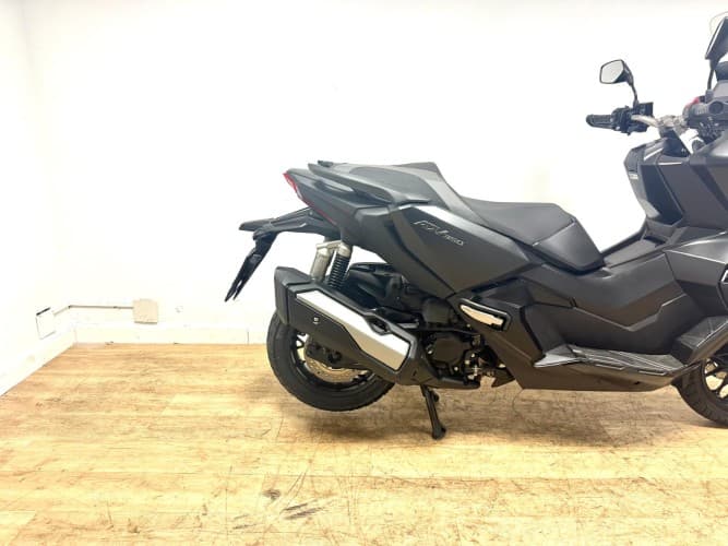 Comprar HONDA ADV 350 2024 de segunda mano HONDA ADV 350 2024 de segunda mano
