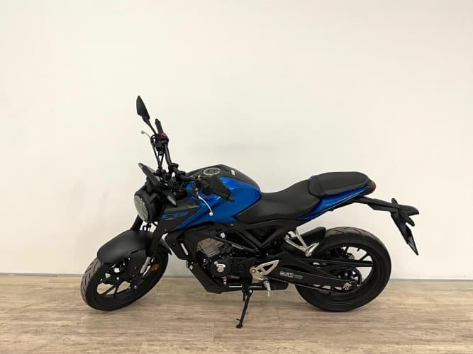 Comprar HONDA CB 125 R 2025 de segunda mano HONDA CB 125 R 2025 de segunda mano
