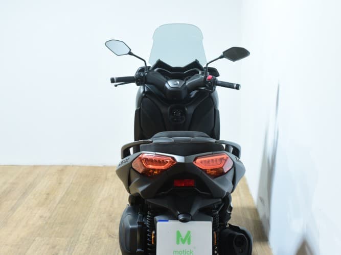 Comprar YAMAHA XMAX 300 TECH MAX 2021 de segunda mano YAMAHA XMAX 300 TECH MAX 2021 de segunda mano
