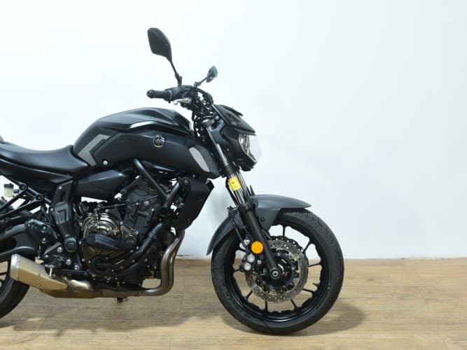 Comprar YAMAHA MT-07 (A2) 2020 de segunda mano YAMAHA MT-07 (A2) 2020 de segunda mano