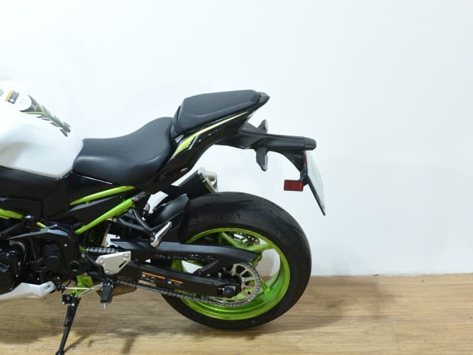 Comprar KAWASAKI Z 900 (FULL) 2021 de segunda mano KAWASAKI Z 900 (FULL) 2021 de segunda mano