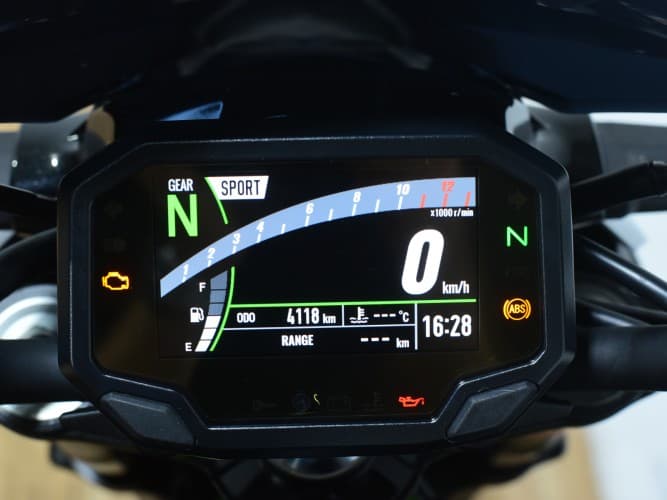 Comprar KAWASAKI Z 900 (FULL) 2021 de segunda mano KAWASAKI Z 900 (FULL) 2021 de segunda mano