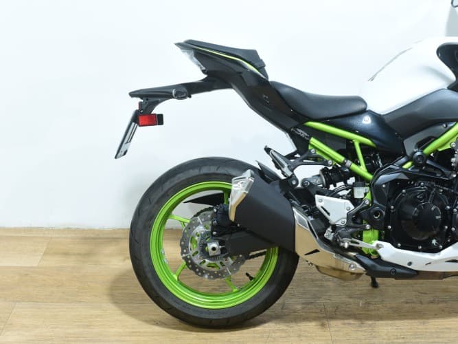 Comprar KAWASAKI Z 900 (FULL) 2021 de segunda mano KAWASAKI Z 900 (FULL) 2021 de segunda mano