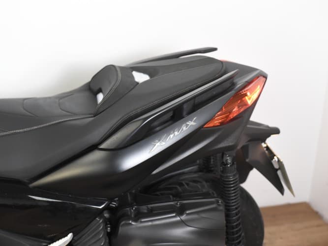 Comprar YAMAHA XMAX 400 (IRON MAX) 2019 de segunda mano YAMAHA XMAX 400 (IRON MAX) 2019 de segunda mano