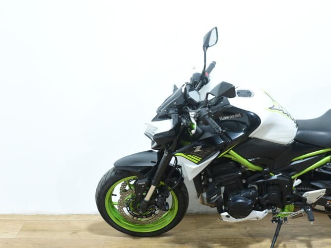 Comprar KAWASAKI Z 900 (A2) 2021 de segunda mano KAWASAKI Z 900 (A2) 2021 de segunda mano