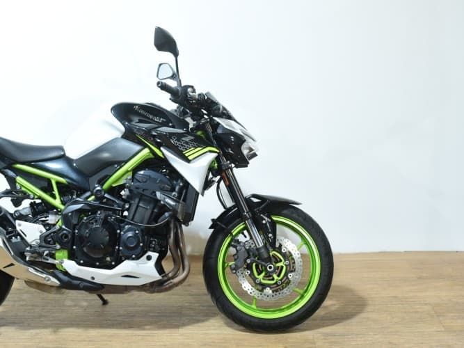 Comprar KAWASAKI Z 900 (A2) 2021 de segunda mano KAWASAKI Z 900 (A2) 2021 de segunda mano