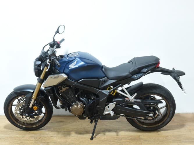 Comprar HONDA CB 650 R (A2) 2019 de segunda mano HONDA CB 650 R (A2) 2019 de segunda mano