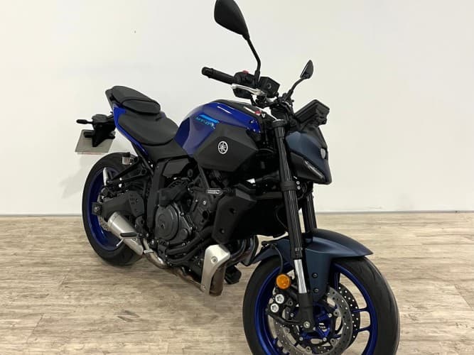 Comprar YAMAHA MT-07 (Y-AMT)(A2) 2025 de segunda mano YAMAHA MT-07 (Y-AMT)(A2) 2025 de segunda mano