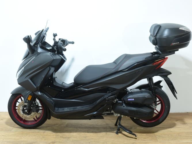Comprar HONDA FORZA 125 2024 de segunda mano HONDA FORZA 125 2024 de segunda mano