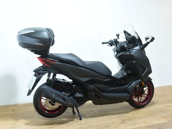 Comprar HONDA FORZA 125 2024 de segunda mano HONDA FORZA 125 2024 de segunda mano