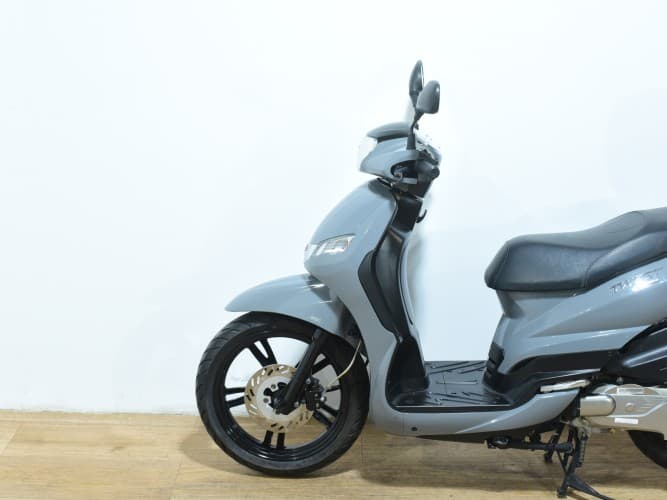Comprar PEUGEOT TWEET 125 (IVA DEDUCIBLE) 2023 de segunda mano PEUGEOT TWEET 125 (IVA DEDUCIBLE) 2023 de segunda mano
