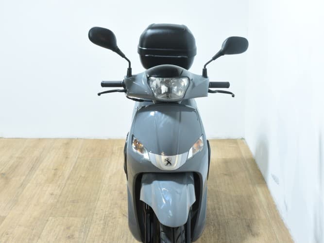Comprar PEUGEOT TWEET 125 (IVA DEDUCIBLE) 2023 de segunda mano PEUGEOT TWEET 125 (IVA DEDUCIBLE) 2023 de segunda mano