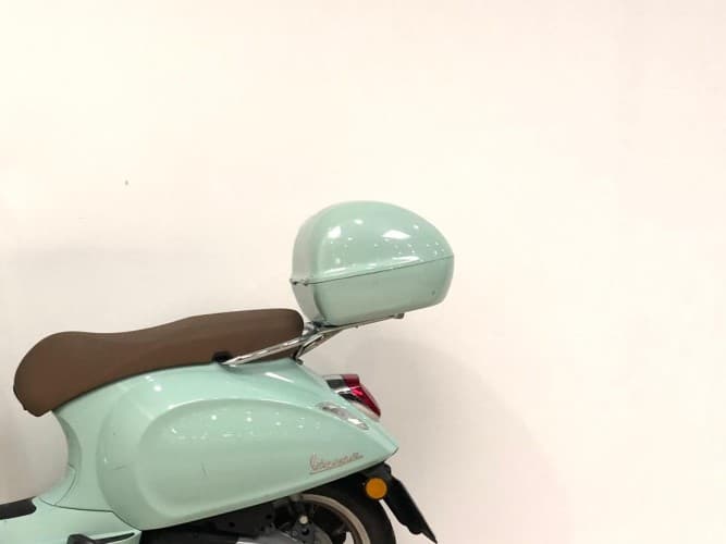 Comprar VESPA PRIMAVERA 125 (BAUL) 2023 de segunda mano VESPA PRIMAVERA 125 (BAUL) 2023 de segunda mano