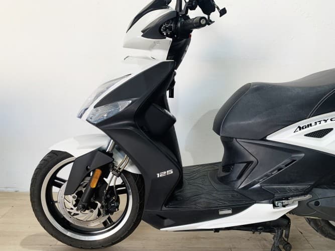 Comprar KYMCO AGILITY CITY 125 2023 de segunda mano KYMCO AGILITY CITY 125 2023 de segunda mano