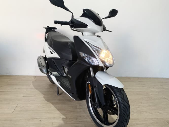 Comprar KYMCO AGILITY CITY 125 2023 de segunda mano KYMCO AGILITY CITY 125 2023 de segunda mano